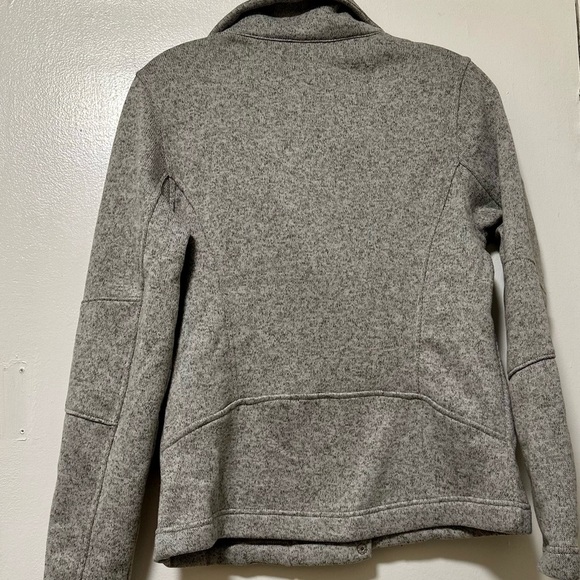 ✨Old Navy Gray Knit Jacket – Cozy Chic Zip-Up for Everyday Elegance 🤍 - Picture 2 of 5